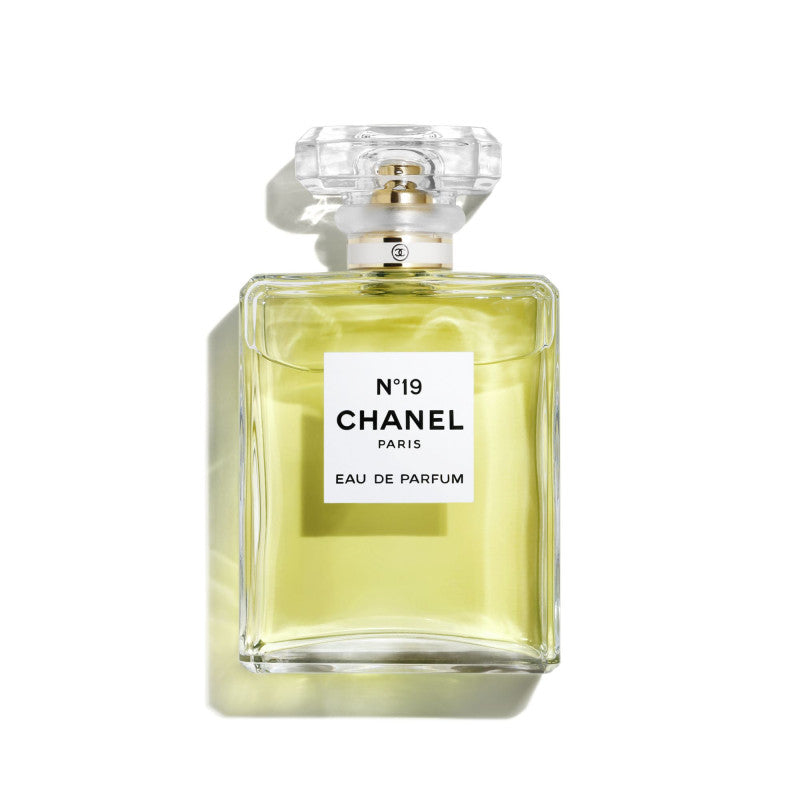 Chanel N°19